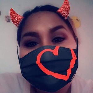 Meet your Posher, Elena